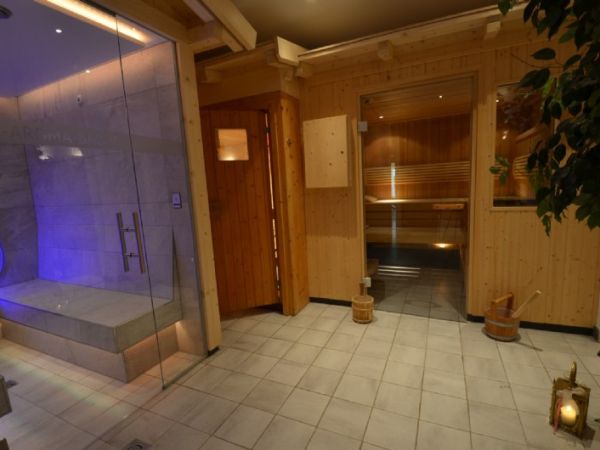 sport-hotel-zugspitze-lermoos-wellness.jpg
